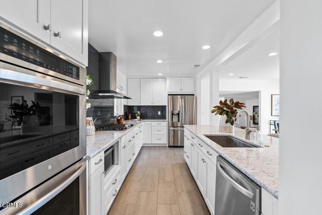 2902 El Caminito, La Crescenta, CA 91214