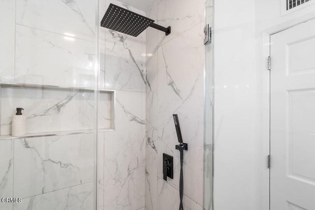 2902 El Caminito, La Crescenta, CA 91214