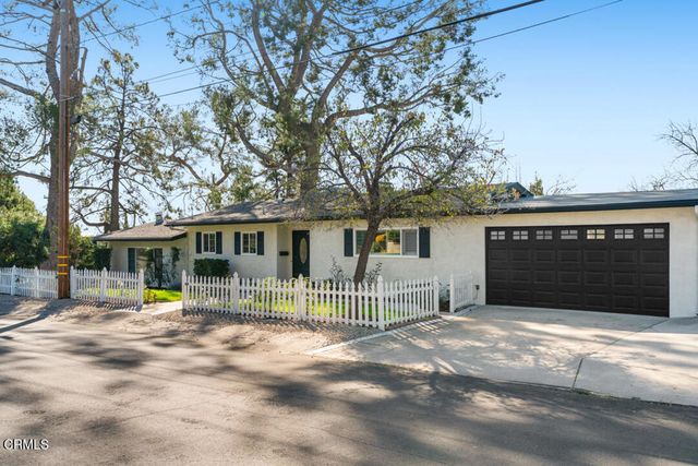2902 El Caminito, La Crescenta, CA 91214