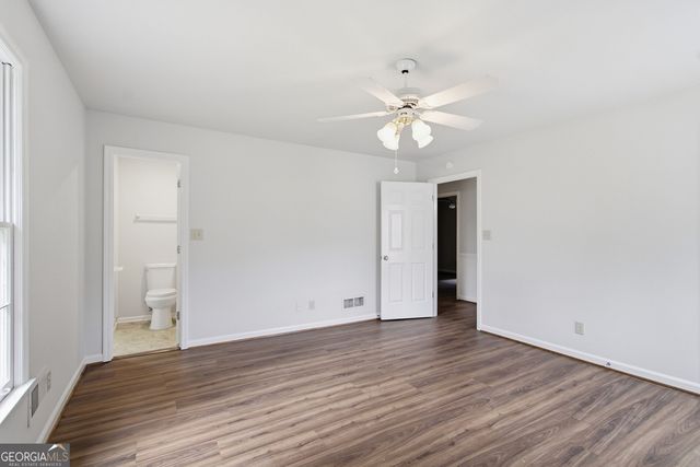 434 Indian Lake Court, Hiram, GA 30141