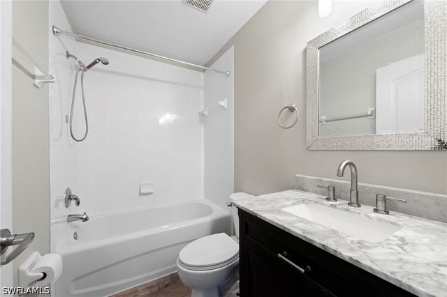 21715 Brixham Run LOOP, Estero, FL 33928