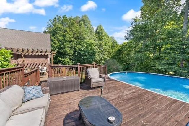 42 Deerfoot Drive, London, KY 40741
