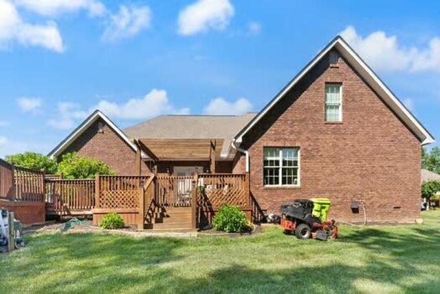 42 Deerfoot Drive, London, KY 40741