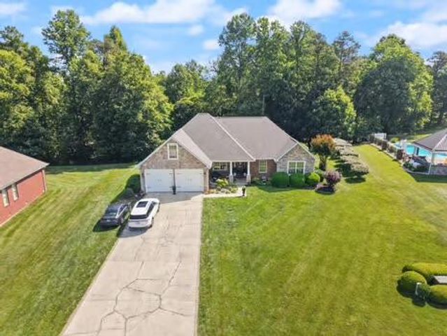 42 Deerfoot Drive, London, KY 40741
