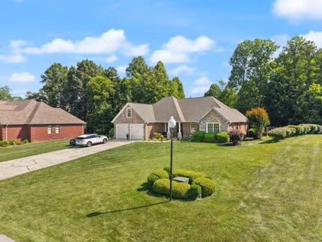 42 Deerfoot Drive, London, KY 40741