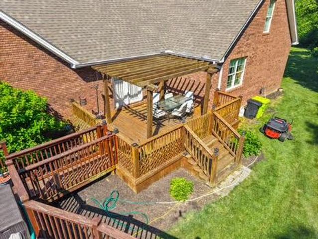 42 Deerfoot Drive, London, KY 40741