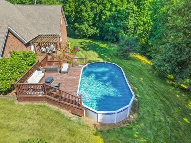 42 Deerfoot Drive, London, KY 40741