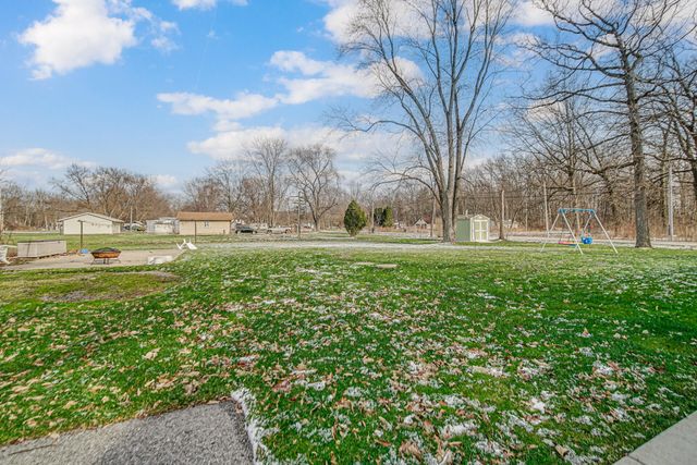 1415 N 200 E, Chesterton, IN 46304