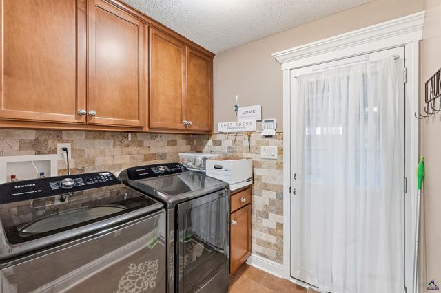 102 Rambling Creek Cove, Byron, GA 31008