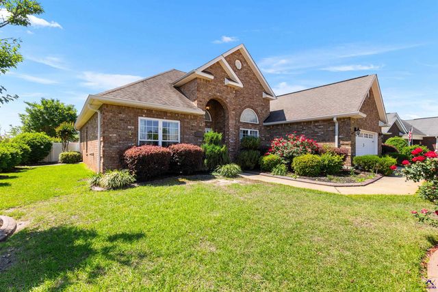 102 Rambling Creek Cove, Byron, GA 31008