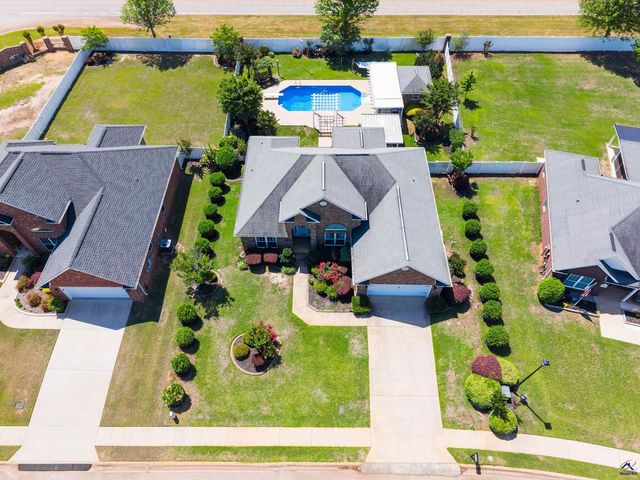 102 Rambling Creek Cove, Byron, GA 31008