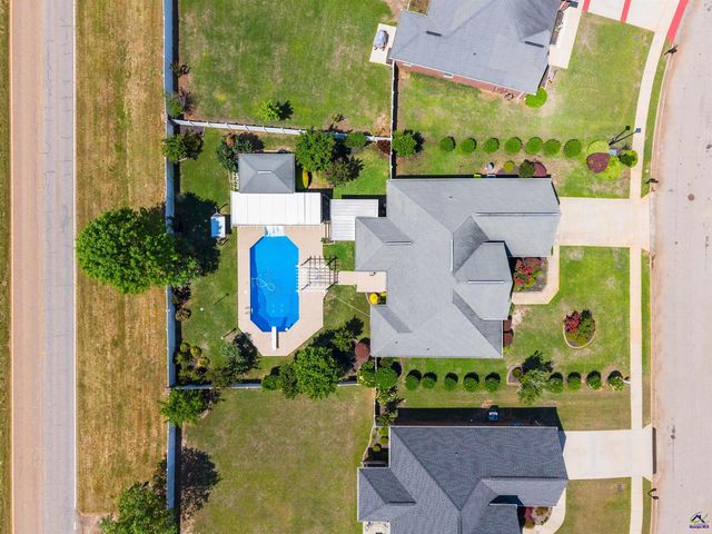 102 Rambling Creek Cove, Byron, GA 31008