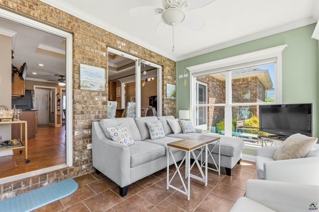 102 Rambling Creek Cove, Byron, GA 31008