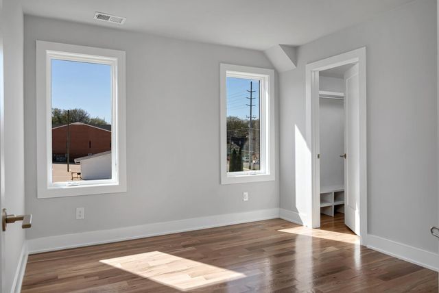 1936 Britt Pl, Nashville, TN 37208