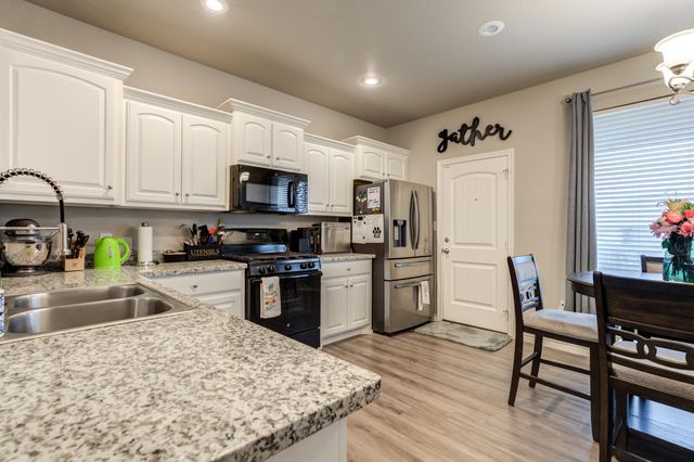 9801 Avenue R, Lubbock, TX 79423