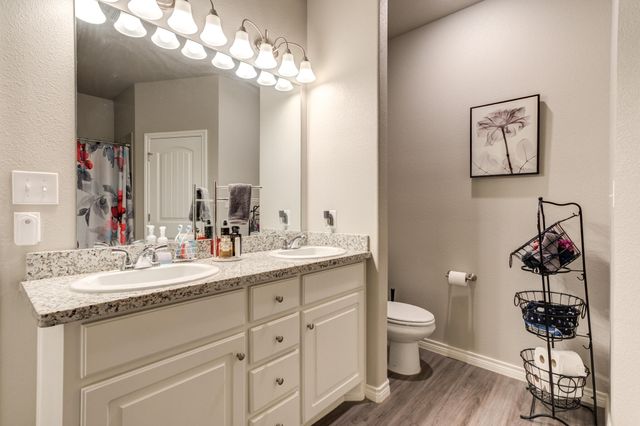 9801 Avenue R, Lubbock, TX 79423