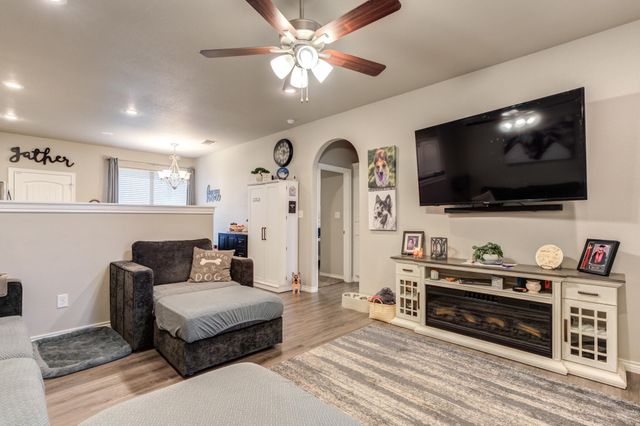 9801 Avenue R, Lubbock, TX 79423