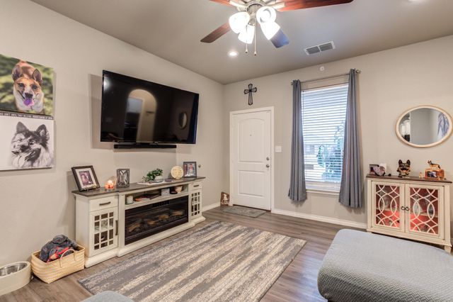 9801 Avenue R, Lubbock, TX 79423