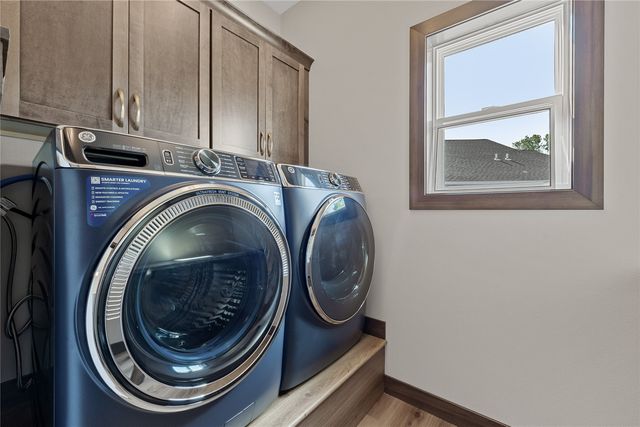 2043 Osage Court, Marion, IA 52302