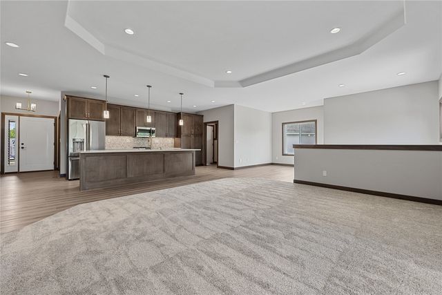 2043 Osage Court, Marion, IA 52302