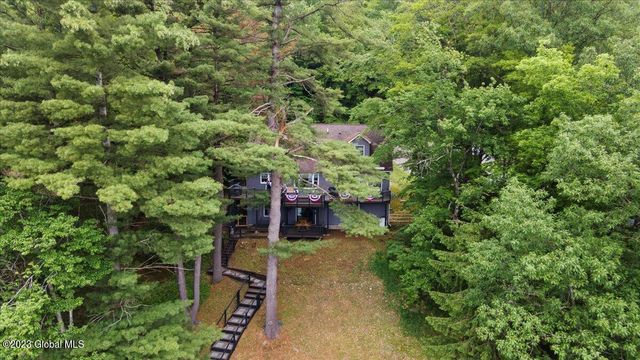 68 Harriman Road Ext, Sand Lake, NY 12018