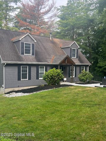 68 Harriman Road Ext, Sand Lake, NY 12018