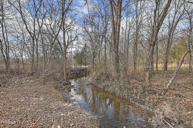 1096 Old Elizabethton Highway, Bluff City, TN 37618