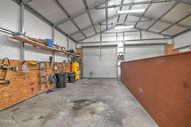 1096 Old Elizabethton Highway, Bluff City, TN 37618