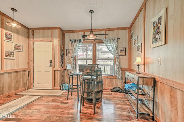 1096 Old Elizabethton Highway, Bluff City, TN 37618