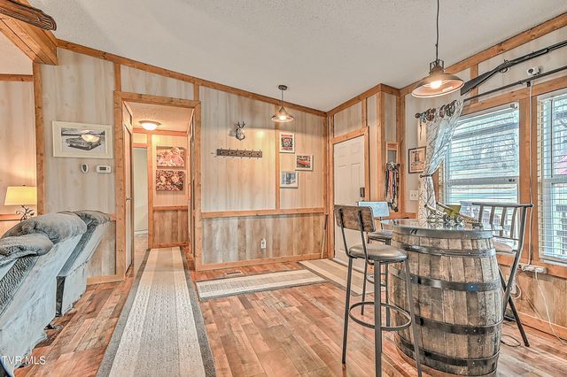 1096 Old Elizabethton Highway, Bluff City, TN 37618