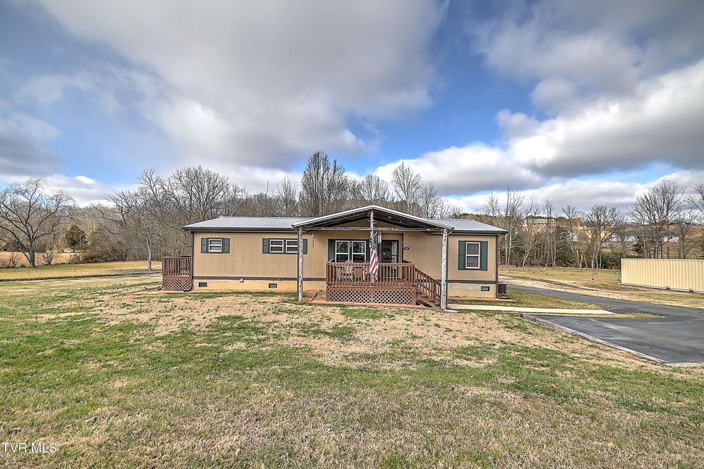 1096 Old Elizabethton Highway, Bluff City, TN 37618