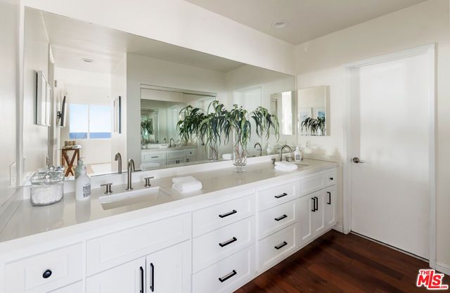 18111 Coastline Drive 1, Malibu, CA 90265