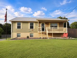 242 Thorne Cir, SE, Cleveland, TN 37323