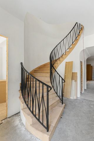 6716 Aberdeen Avenue, Dallas, TX 75230