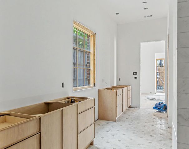 6716 Aberdeen Avenue, Dallas, TX 75230