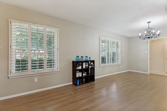 1121 W Redbud Drive, Hurst, TX 76053