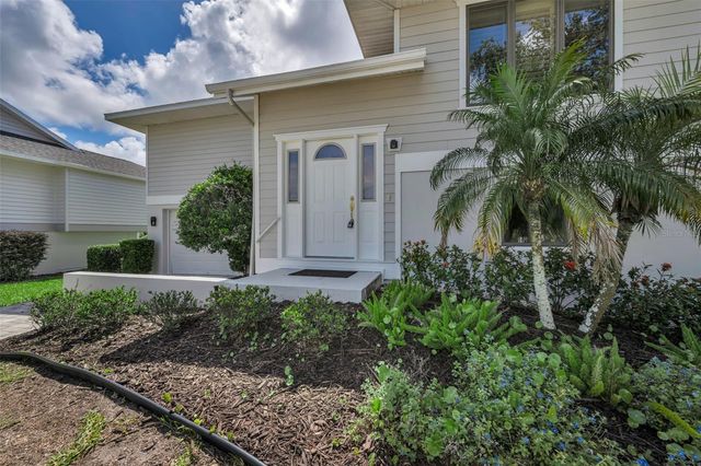 1015 TEAL POINTE, Tarpon Springs, FL 34689