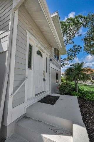 1015 TEAL POINTE, Tarpon Springs, FL 34689