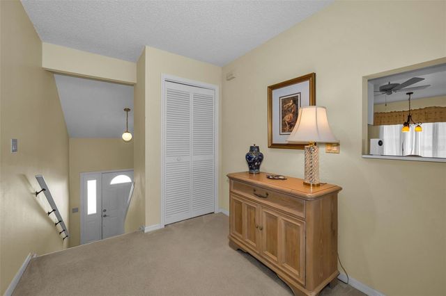 1015 TEAL POINTE, Tarpon Springs, FL 34689
