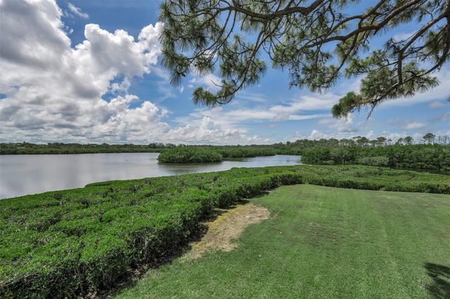 1015 TEAL POINTE, Tarpon Springs, FL 34689
