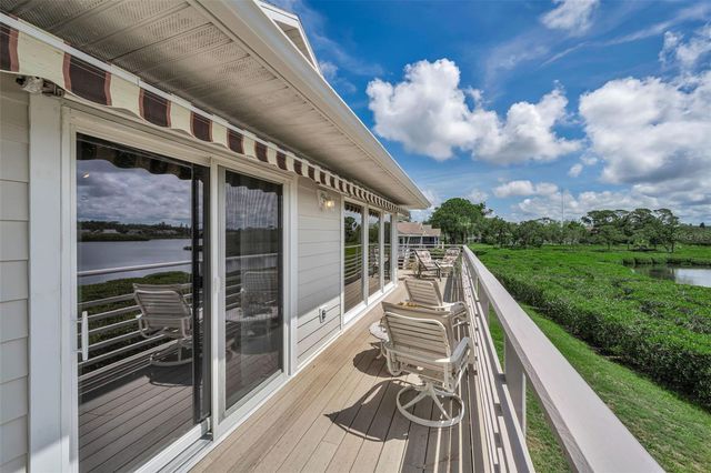 1015 TEAL POINTE, Tarpon Springs, FL 34689