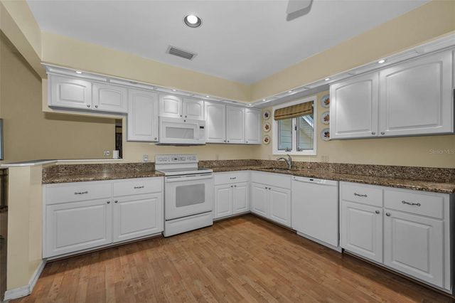 1015 TEAL POINTE, Tarpon Springs, FL 34689