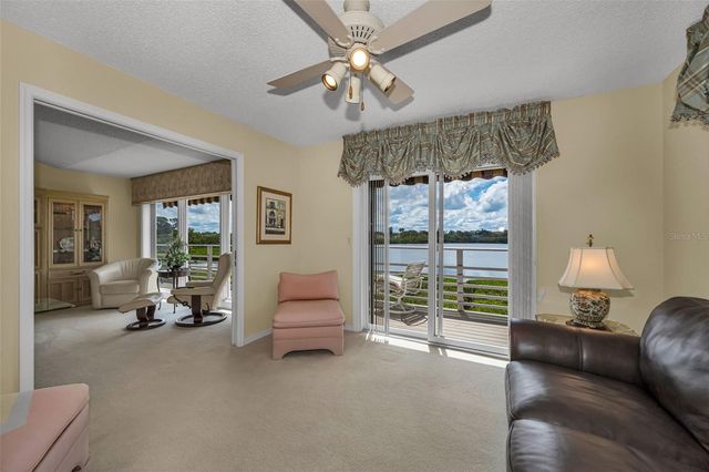 1015 TEAL POINTE, Tarpon Springs, FL 34689
