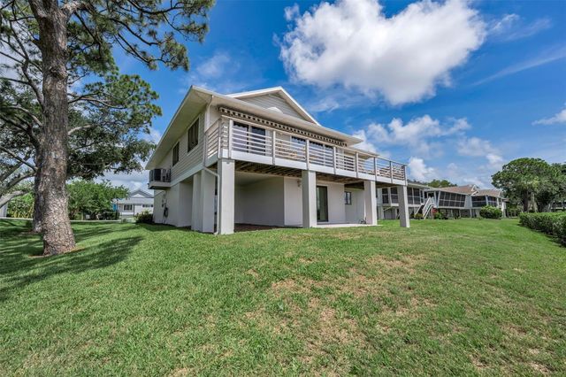 1015 TEAL POINTE, Tarpon Springs, FL 34689