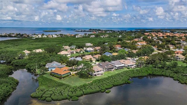 1015 TEAL POINTE, Tarpon Springs, FL 34689