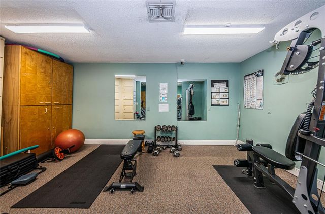 1015 TEAL POINTE, Tarpon Springs, FL 34689