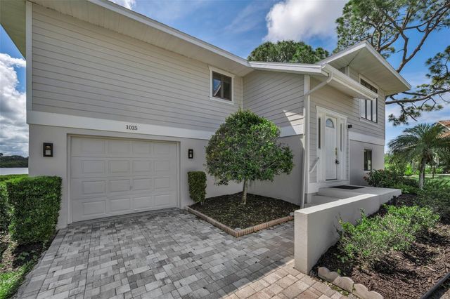 1015 TEAL POINTE, Tarpon Springs, FL 34689