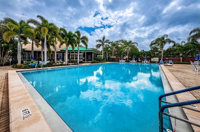 1015 TEAL POINTE, Tarpon Springs, FL 34689