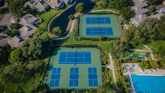1015 TEAL POINTE, Tarpon Springs, FL 34689