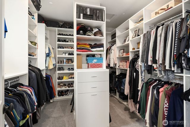 1442 241st Pl SE, Bothell, WA 98021